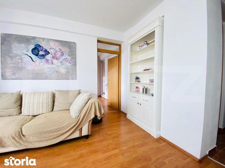 Apartament cu 3 camere în Mărăști