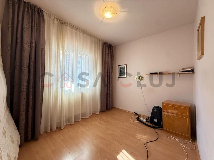 Apartament cu 4 camere decomandat, mobilat în Zorilor