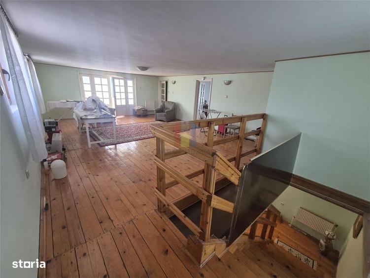 Casă cu 4 camere în Vărsătura