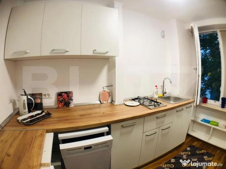 Apartament cu 2 camere semidecomandat în George Enescu