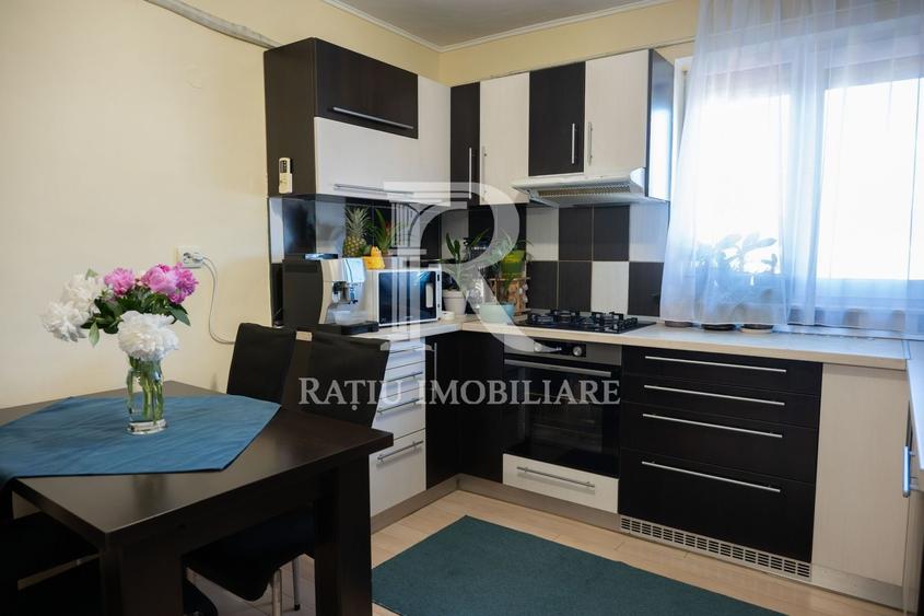 Apartament cu 2 camere decomandat, mobilat în Rogerius