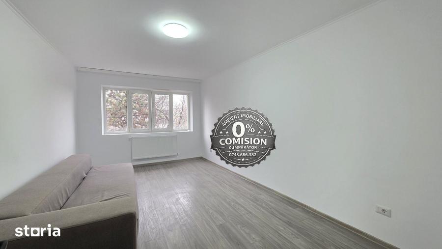 Apartament cu 3 camere decomandat în Sud
