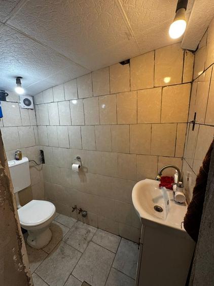 Casă individuală cu 3 camere cu Canalizare în Ruși