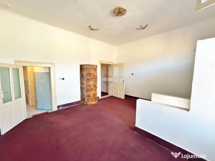 Apartament cu 2 camere semidecomandat în Drăgășani