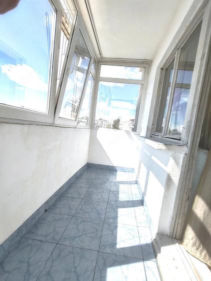 Apartament cu 2 camere semidecomandat în Trivale