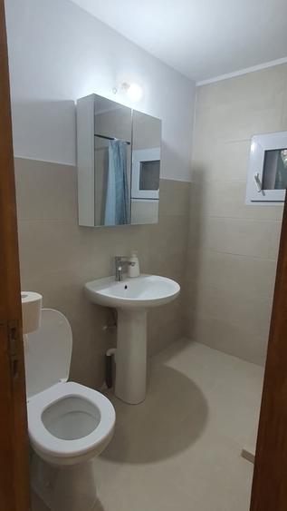 Apartament cu 2 camere semidecomandat, mobilat în Gorjului