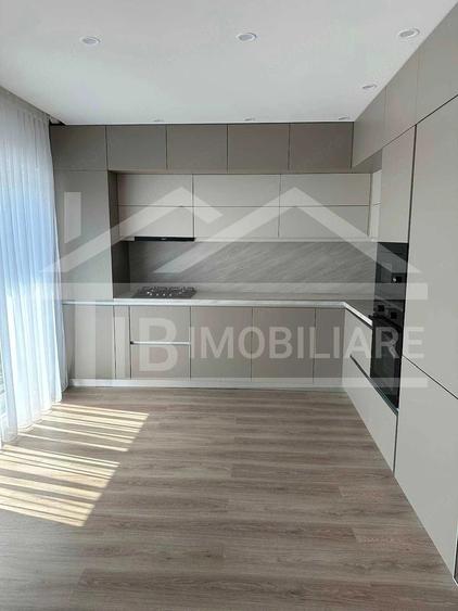 Apartament cu 3 camere decomandat în Unirii