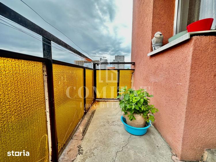 Apartament cu 4 camere decomandat în Dâmbul Rotund