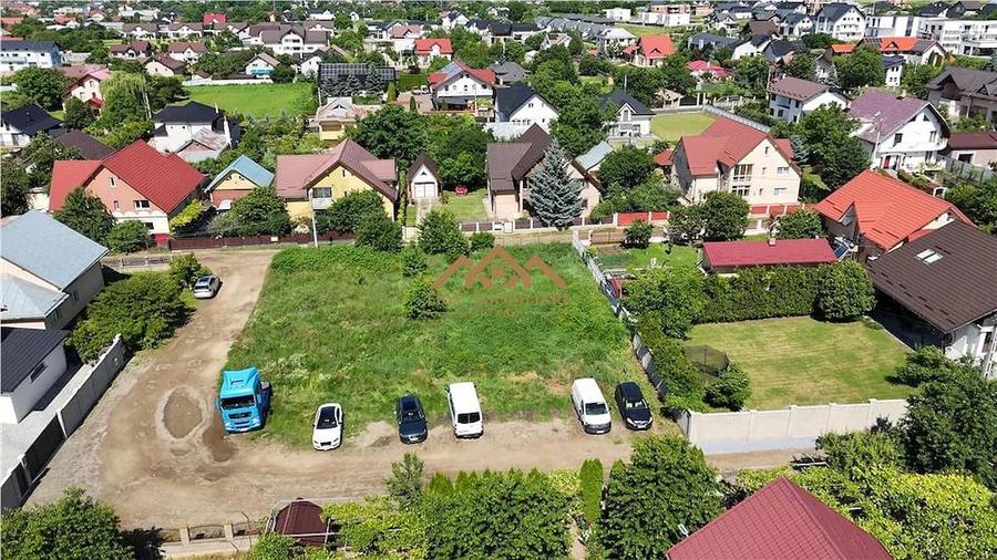 Teren de 1422 mp, în Central