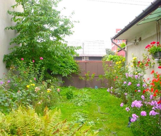 Casă cu 4 camere cu Teren 417 Mp în Central