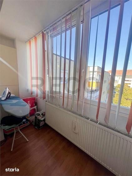 RECO Apartament 3 camere, decomandat, Cantemir - 12