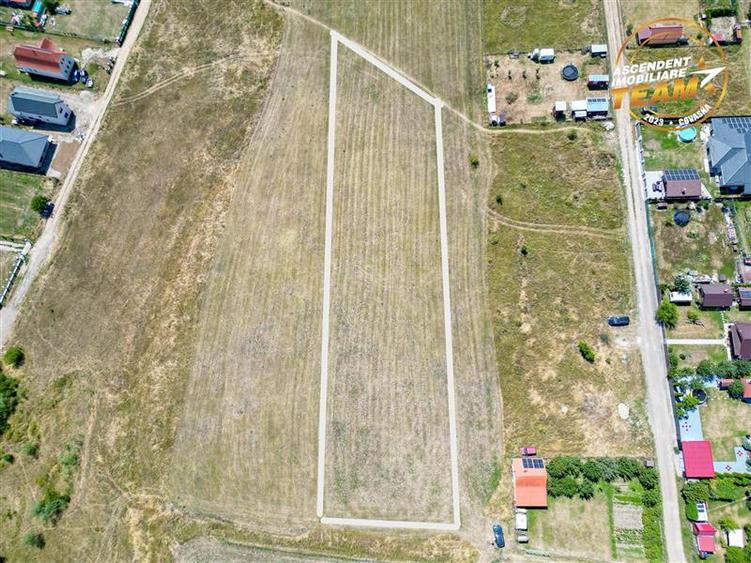 Teren Construcții extravilan de 5300 mp, în Exterior Est