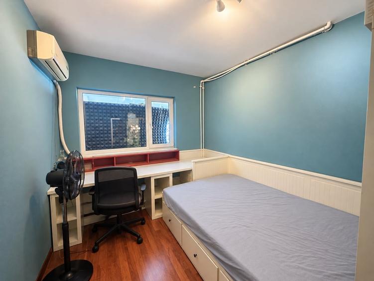 Apartament cu 4 camere decomandat în Obor