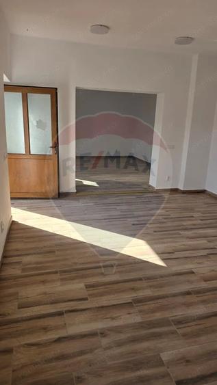 Casă cu 2 camere cu Teren 226 Mp în Hoghilag