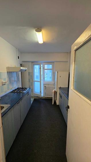 Apartament cu 3 camere decomandat în Unirii