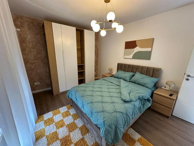 Duplex cu 5 camere cu Canalizare în Aradului