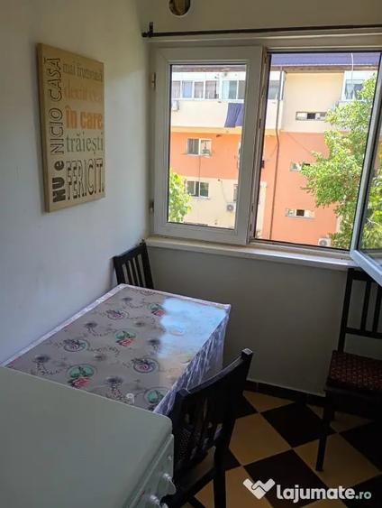 Garsonieră în Fizicienilor