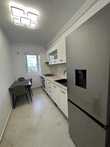 Apartament cu 2 camere decomandat în Berceni