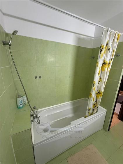 Apartament cu 2 camere semidecomandat în Tătărași