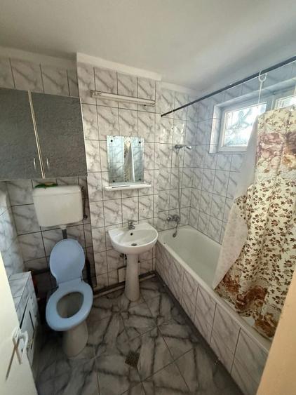 Apartament cu 2 camere în Micro 14