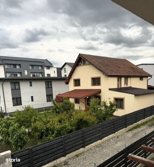 Casă cu 4 camere în Sânnicoară
