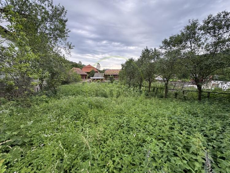 Teren Construcții intravilan de 412 mp, în Ocoliș
