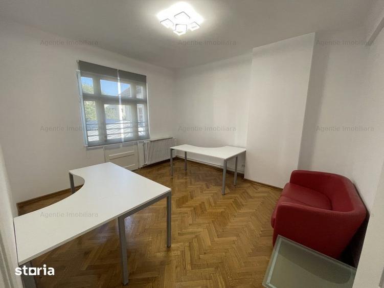 Casă cu Teren 100 Mp în Eminescu