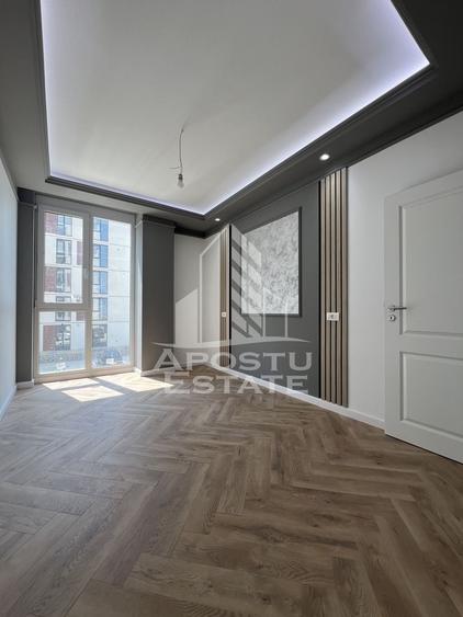 Apartament cu 3 camere decomandat în Torontalului