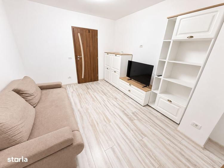 Apartament cu 2 camere decomandat în Podu Roș