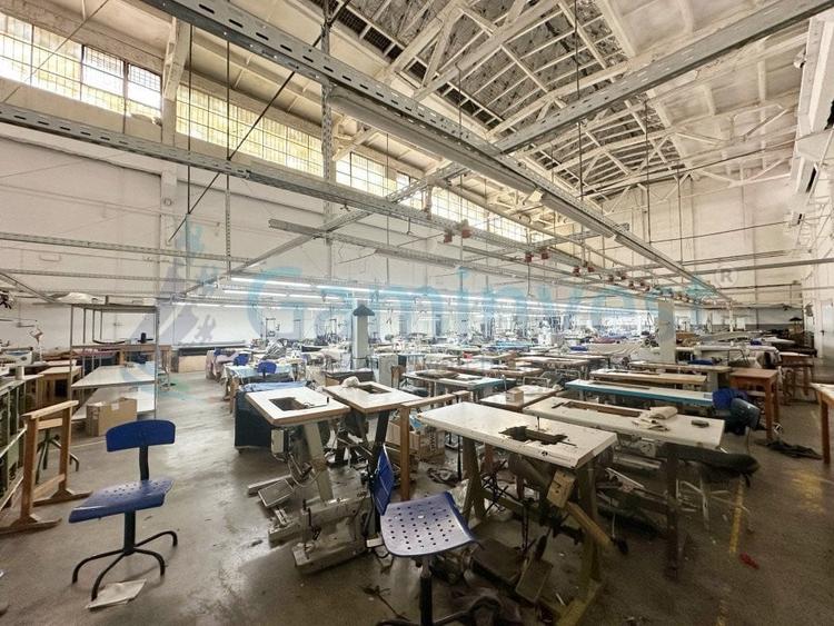 Spațiu industrial, de 1,033 mp, în Rogerius
