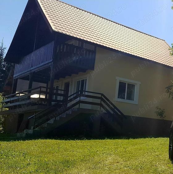 Casă cu 4 camere în Fârdea