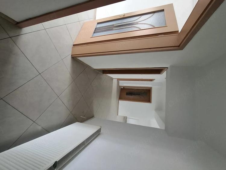 Vand apartament cu 4 camere confort 1 decomandat zona centrala - 5