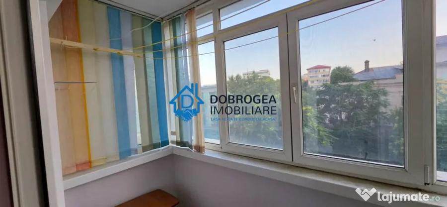Apartament cu 2 camere decomandat în Păcii