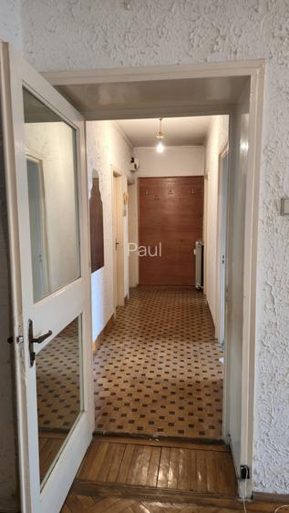 Proprietar vand apartament 2 camere, balcon si boxa Calea Plevnei 20