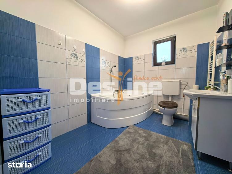 Casă cu 3 camere decomandat cu Teren 367 Mp în Bârnova