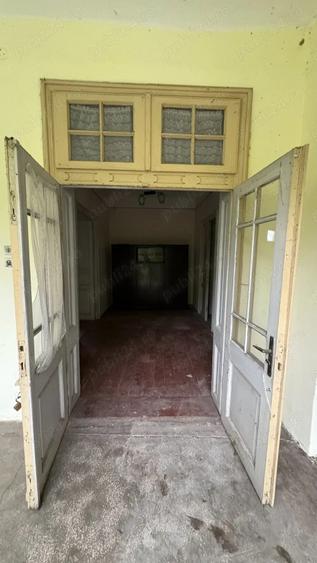 Casă cu 4 camere cu Teren 2100 Mp în Satu Nou