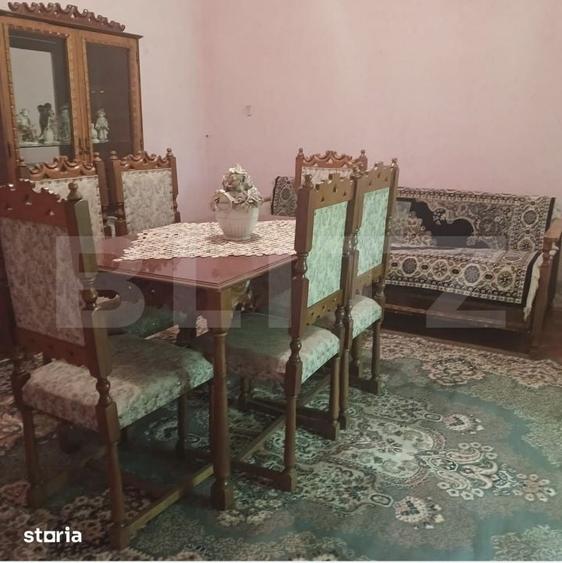 Casă cu 4 camere cu Teren 2795 Mp în Central