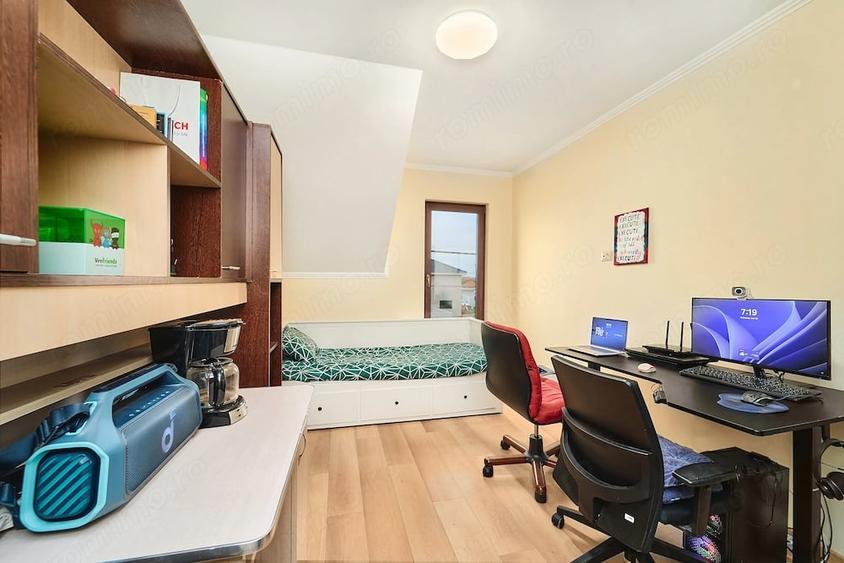 Casă cu 4 camere cu Teren 321 Mp în Săcălaz