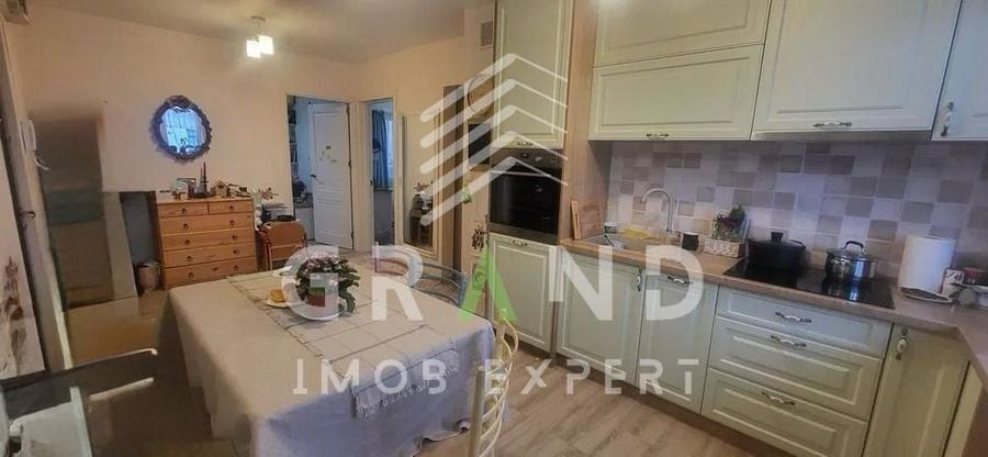 Apartament cu 3 camere decomandat, mobilat în Mănăștur