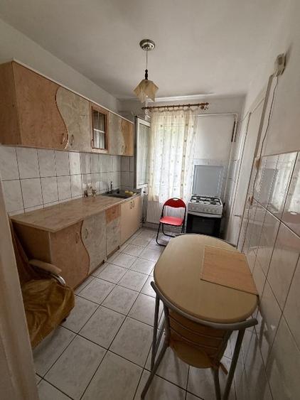 Apartament cu 2 camere nedecomandat, mobilat în Tătărași