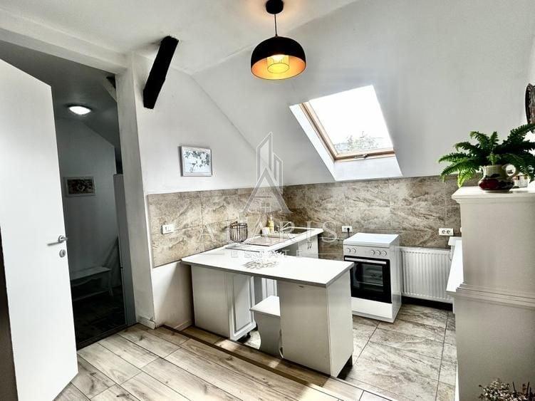 Apartament cu 4 camere decomandat, mobilat în Bălcescu