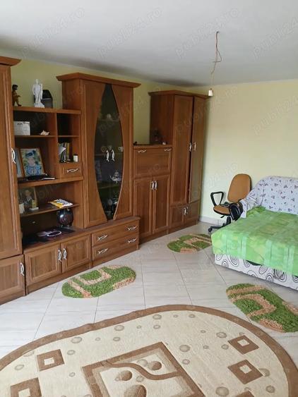 Casă cu Teren 1000 Mp în Câmpu Mare