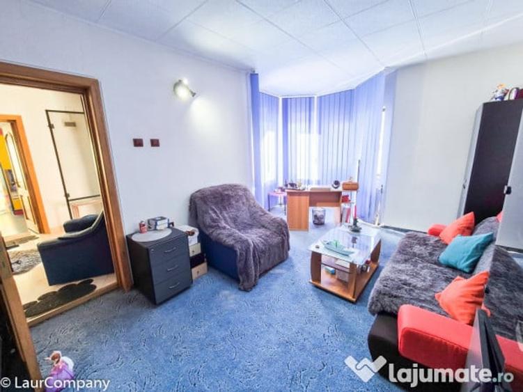 Casă cu 9 camere cu Teren 585 Mp în Prundu