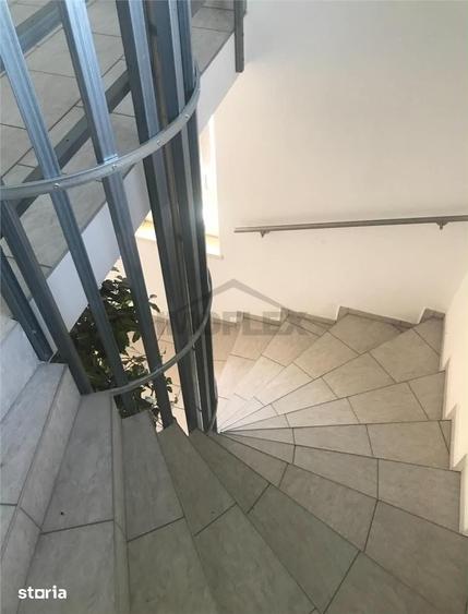 EXCLUSIVITATE ! Casa pe 3 etaje de vanzare in Cenad la pret de apartam - 4