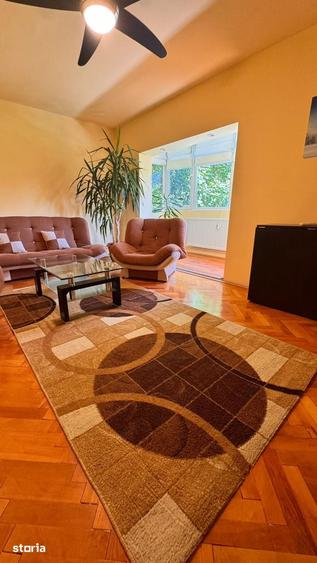 Apartament cu 3 camere, balcon ?i aer condi?ionat - 1