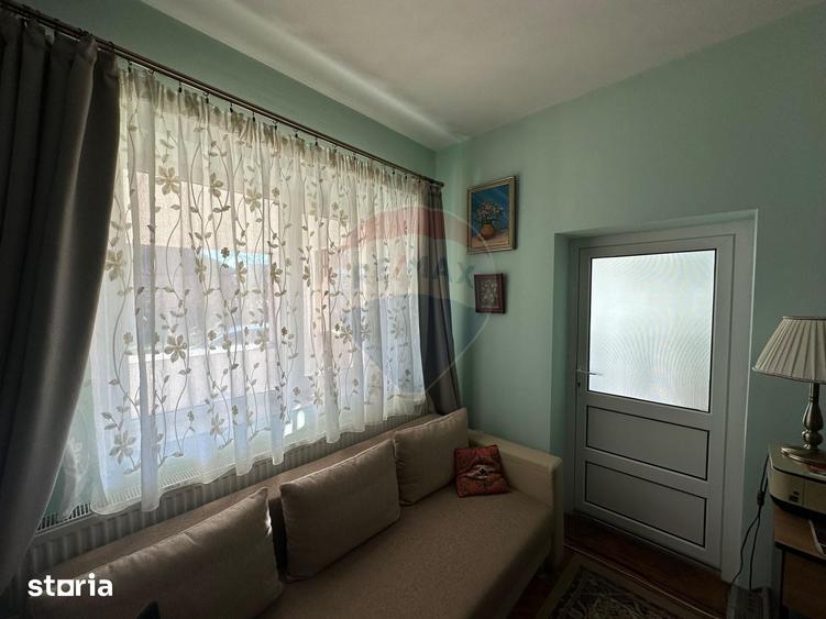 Casă cu 3 camere cu Teren 2500 Mp în Benesat
