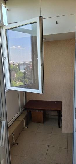 Garsonieră decomandată în Brâncoveanu