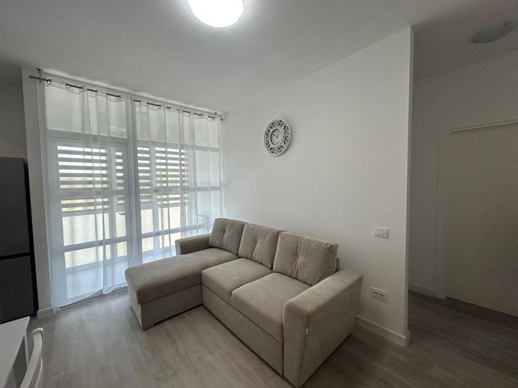 Apartament cu 2 camere semidecomandat în Lunca Cetățuii