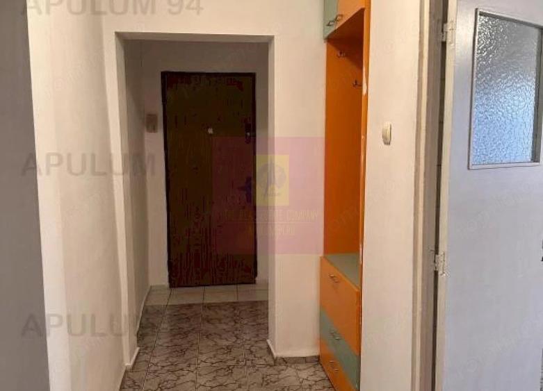 Apartament cu 3 camere decomandat în Sebastian