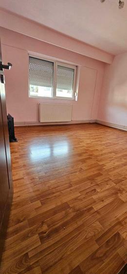 Apartament cu 2 camere decomandat în Dacia